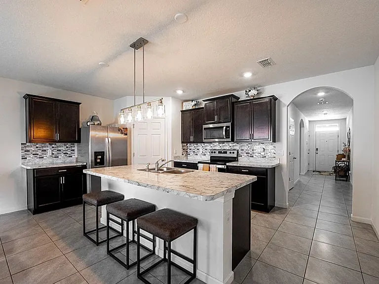 5306 Entertainment Way — Photo 4
