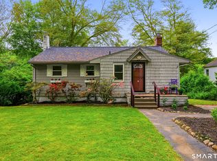 32 Cubles Drive, East Lyme, CT 06357