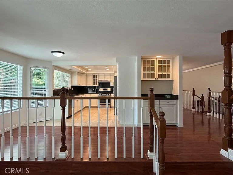 1637 Peacock Ln — Photo 13