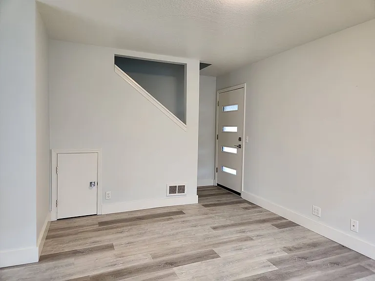 1721 Mill Aly — Photo 4