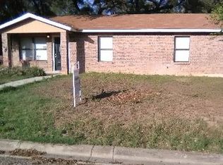 434 Encino St, Uvalde, TX 78801