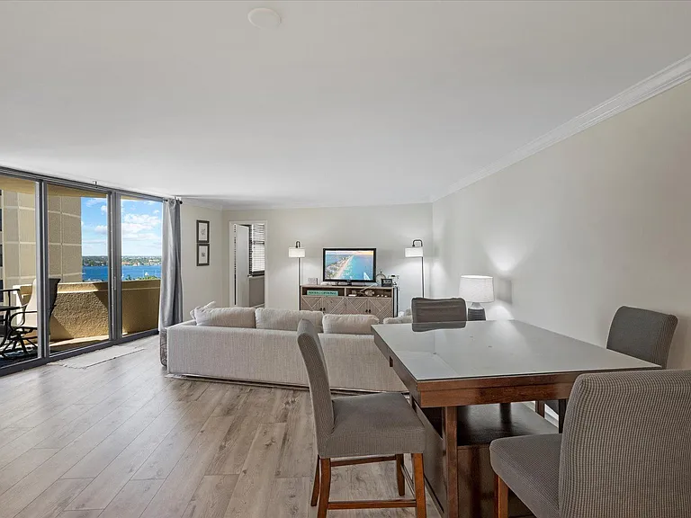 2800 N Ocean Dr #A17B — Photo 5