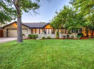 1609 Drakestone Ave, Nichols Hills, OK 73120