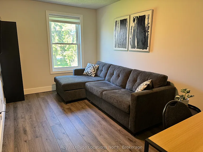 127 Alfred St W #17 — Photo 6