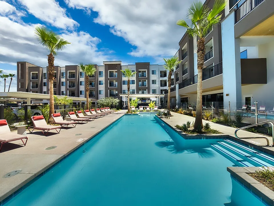 Callia Exterior Amenities 13