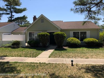527B Sheffield Drive, Manchester, NJ, 08759