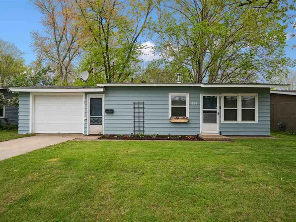 404 Douglass Ct, Iowa City, IA 52246