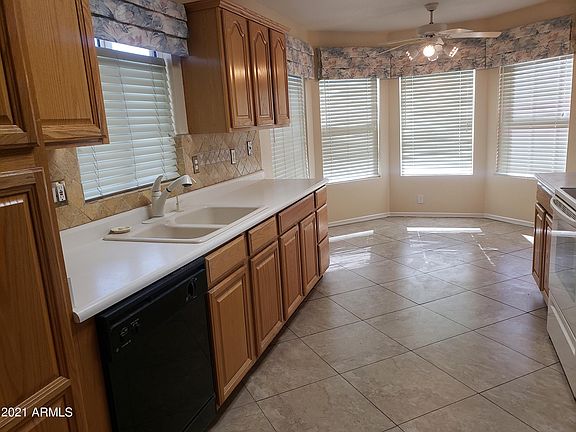 4th image of 8379 W Oraibi Dr