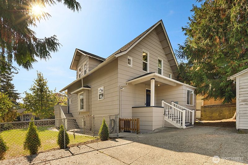 3rd image of 940 N 76th Street