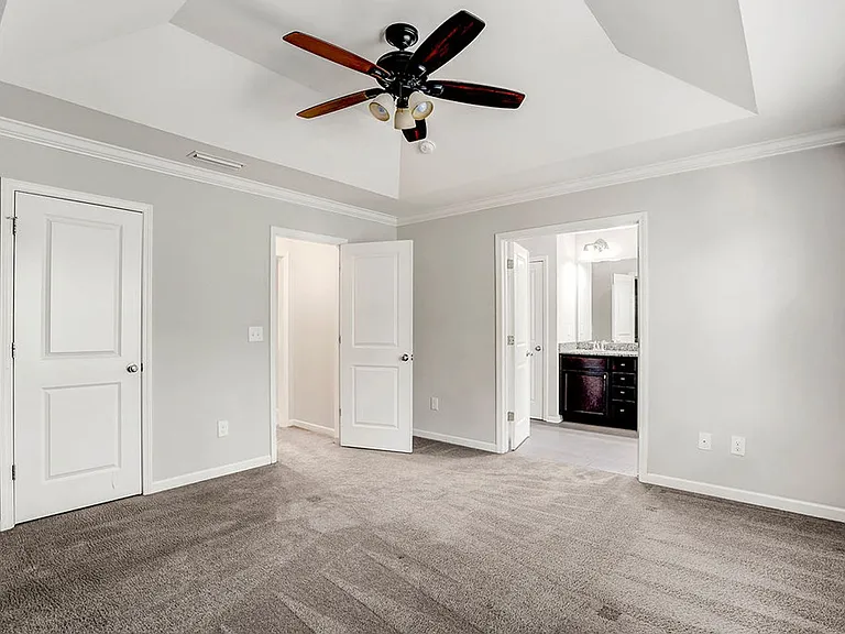 529 Metro Sta — Photo 17