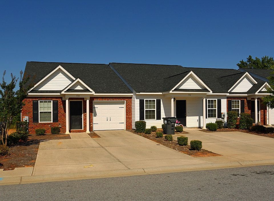 1st image of 580 Beretta Dr