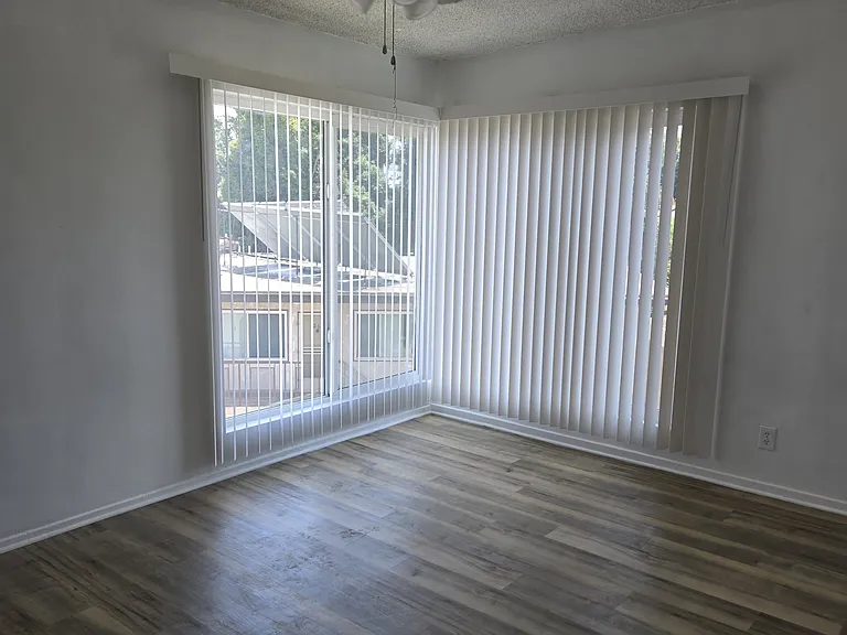 7000 S La Cienega Blvd #28 — Photo 28