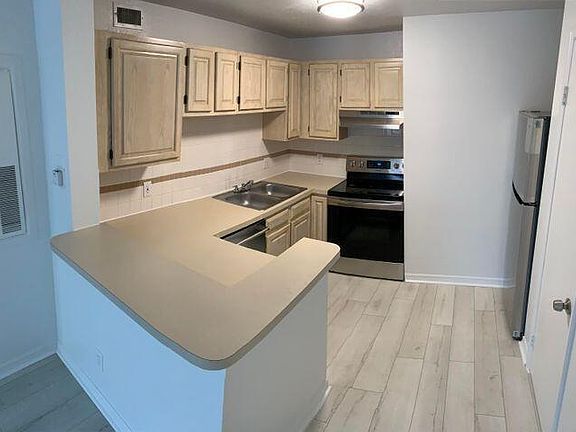 3rd image of 1760 Palm Cove Blvd #306