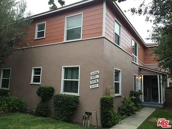 3rd image of 15157 Burbank Blvd