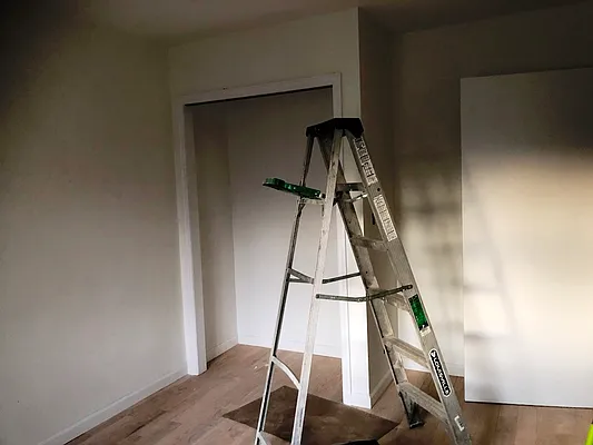 Rented by Prime Realty | media 7