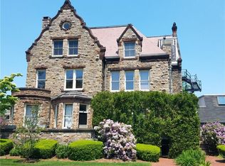 364 Bellevue Ave APT W201, Newport, RI 02840