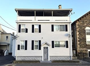 9 Cedar St #1R, Taunton, MA 02780