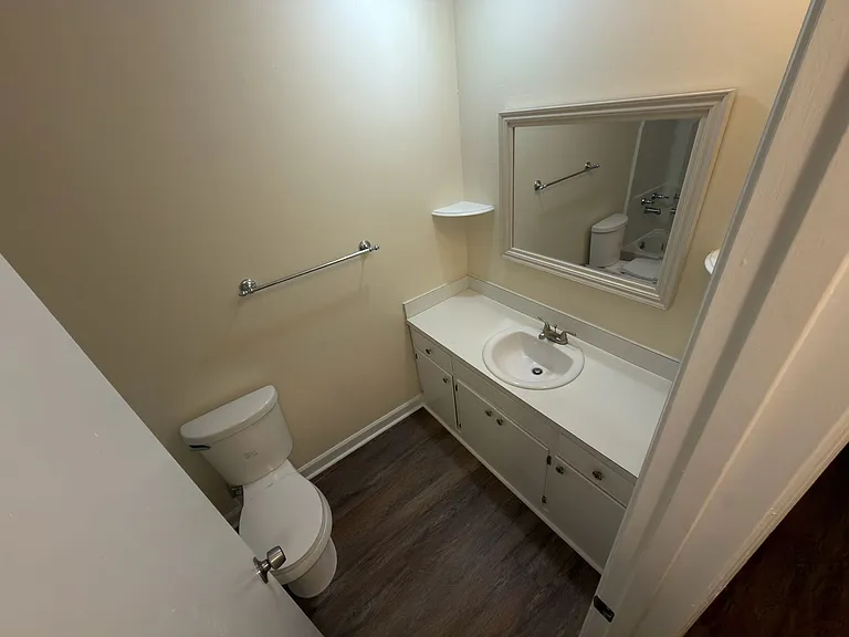 1917 Kathleen Dr — Photo 7