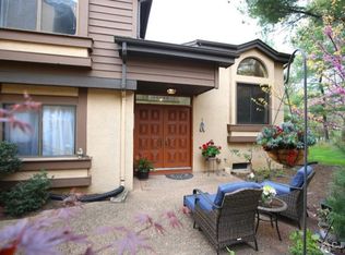 102 Sayre Dr, Princeton, NJ 08540