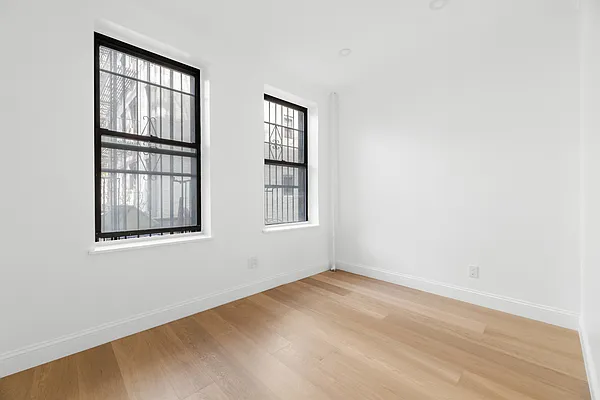 Rented by REAL New York | media 8