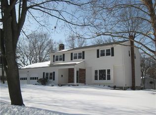 37 Landsdowne Rd, East Brunswick, NJ 08816