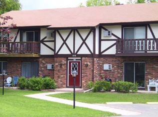 129 West St, Stoughton, WI 53589