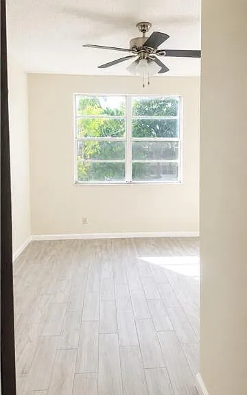 8304 NW 24th St #8304 — Photo 3