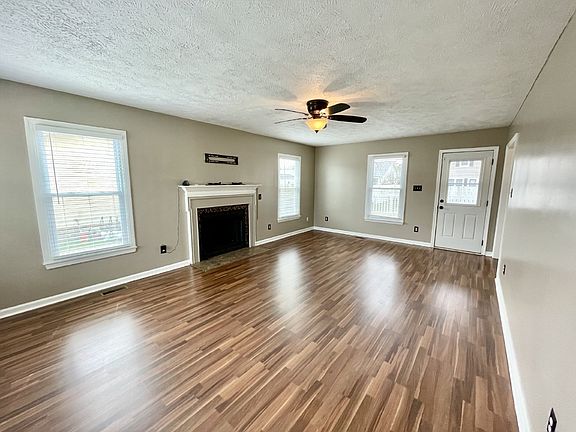 5th image of 4206 Buckhurst Dr