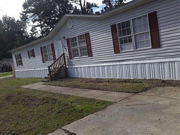 2nd image of 13797 Brittany Ct