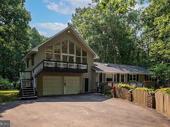3rd image of 7525 Flippo Dr