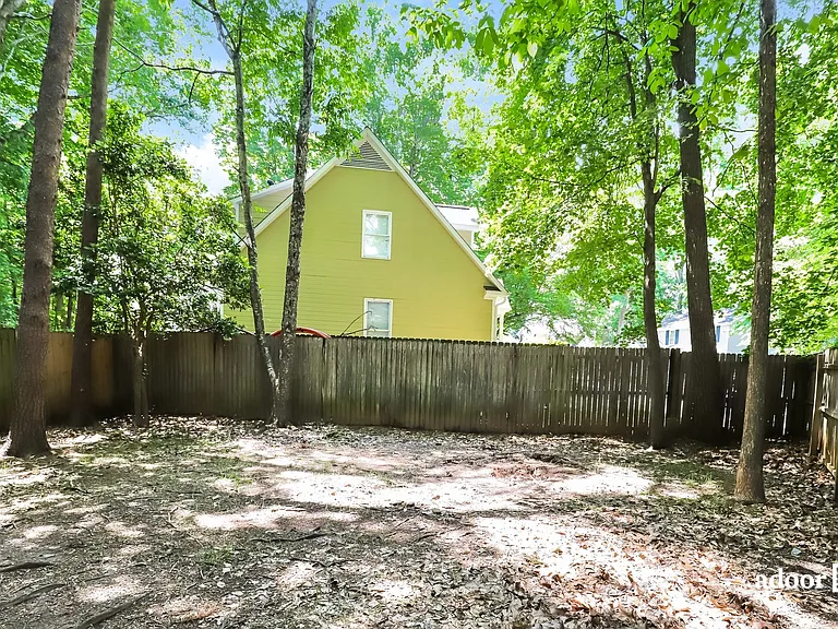 4219 Queen Victoria Pl — Photo 14
