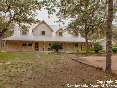 209 Oak Bend Dr, La Vernia, TX, 78121