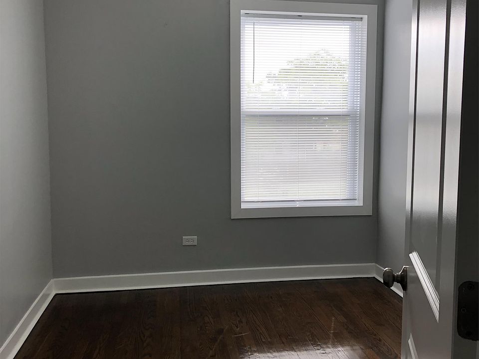 1st image of 218 N Homan Ave #2