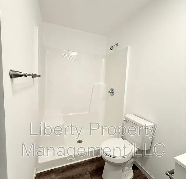 534 E 6th Ave — Photo 14