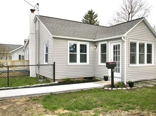 18 Corliss Ave, Rensselaer, NY 12144