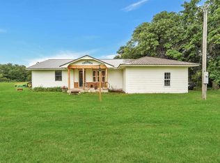 2702 N Cason Rd, Marlow, OK 73055