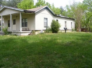 420 Sherwood Rd, Middlesboro, KY 40965