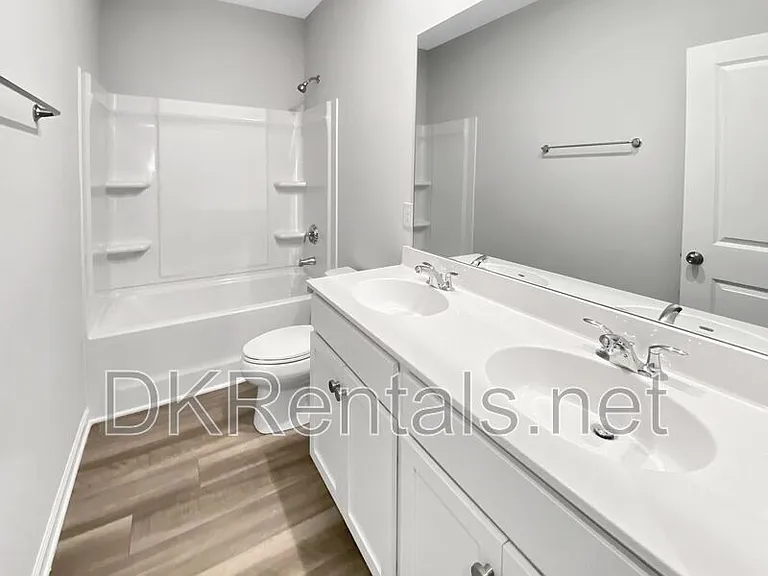 245 Birchwood Row — Photo 22