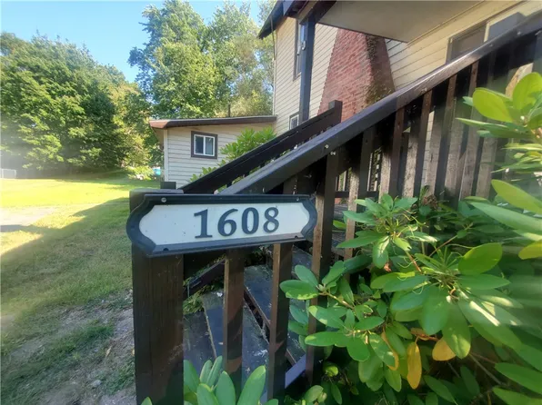 1608 Vienna Rd, Sylvan Beach, NY 13308