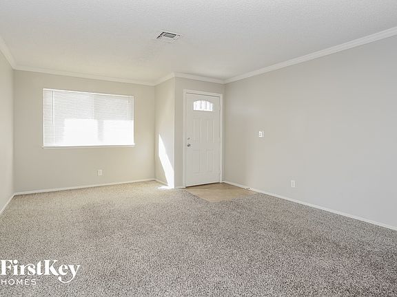 3rd image of 6312 Santa Cruz Ave