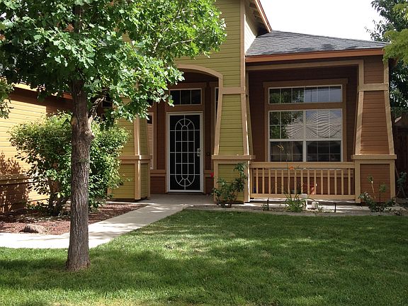 3rd image of 1055 Brierwood Ln