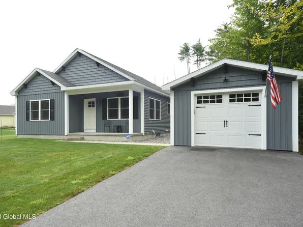 25 Rollman Circle, Hadley, NY 12835