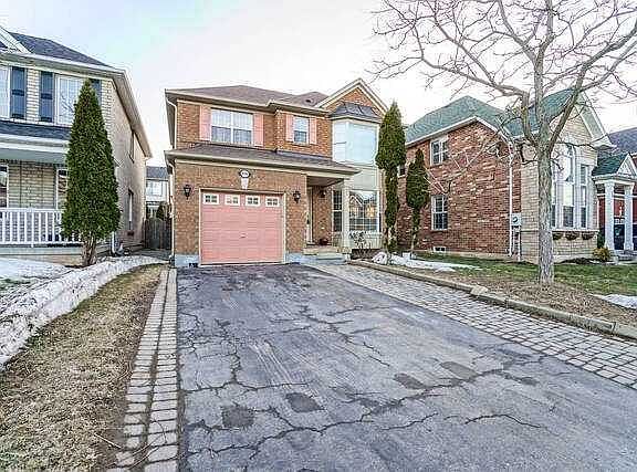 2nd image of 2390 Falkland Cres