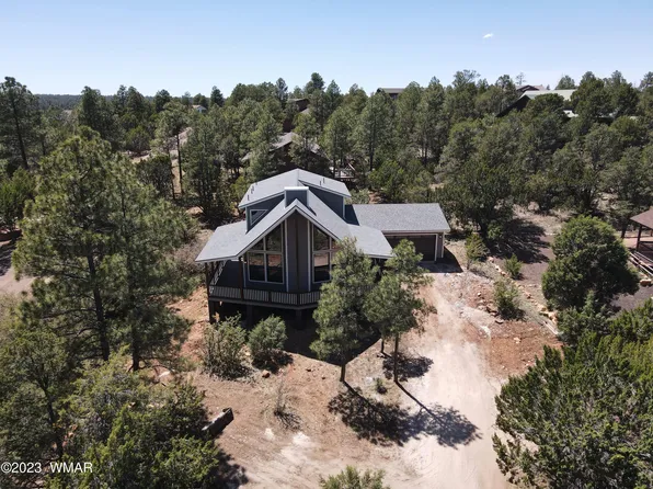 2230 Birdie Way, Overgaard, AZ 85933