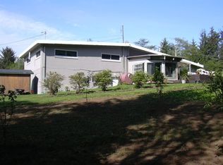 151 Cowley Ln, Crescent City, CA 95531