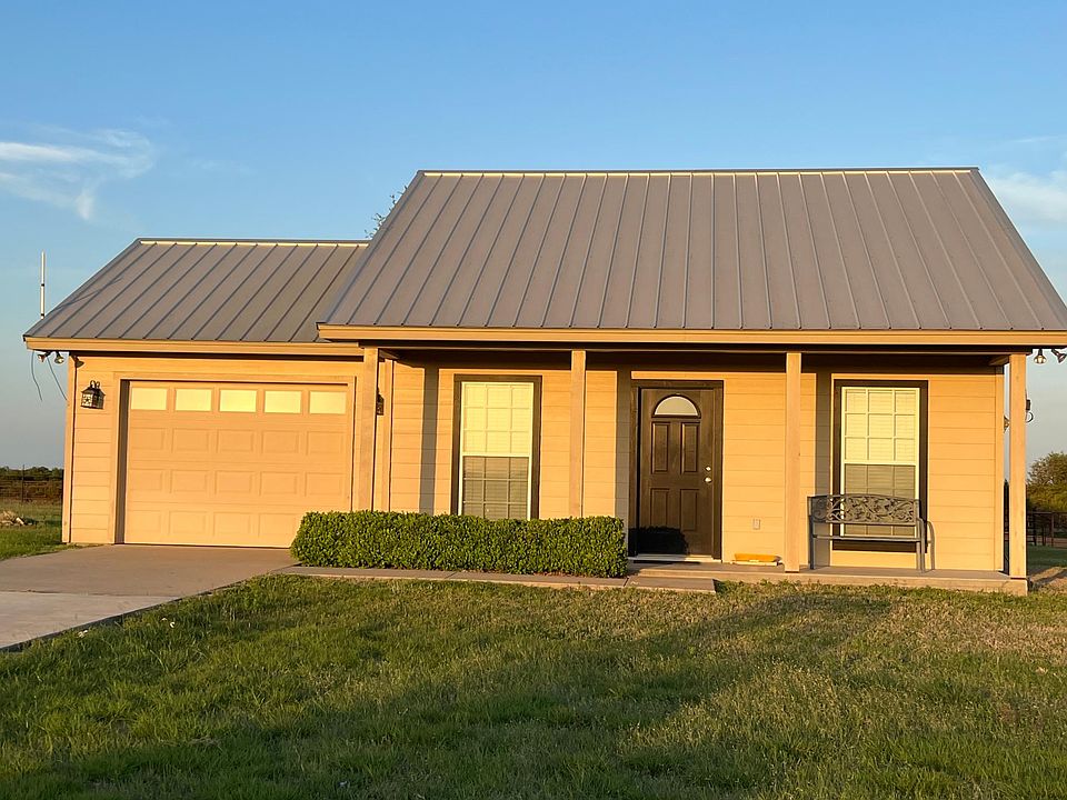 1st image of 2085 Private Road 1562