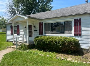 712 N 19th St, Elwood, IN 46036