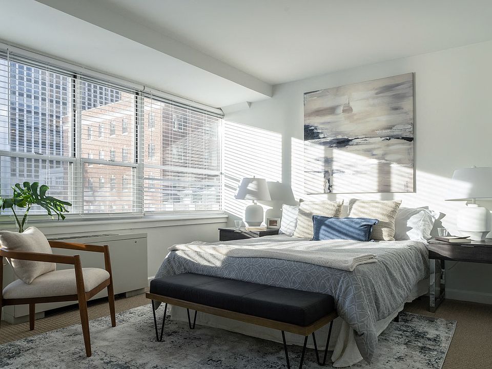 Bedroom overlooking Rittenhouse Square