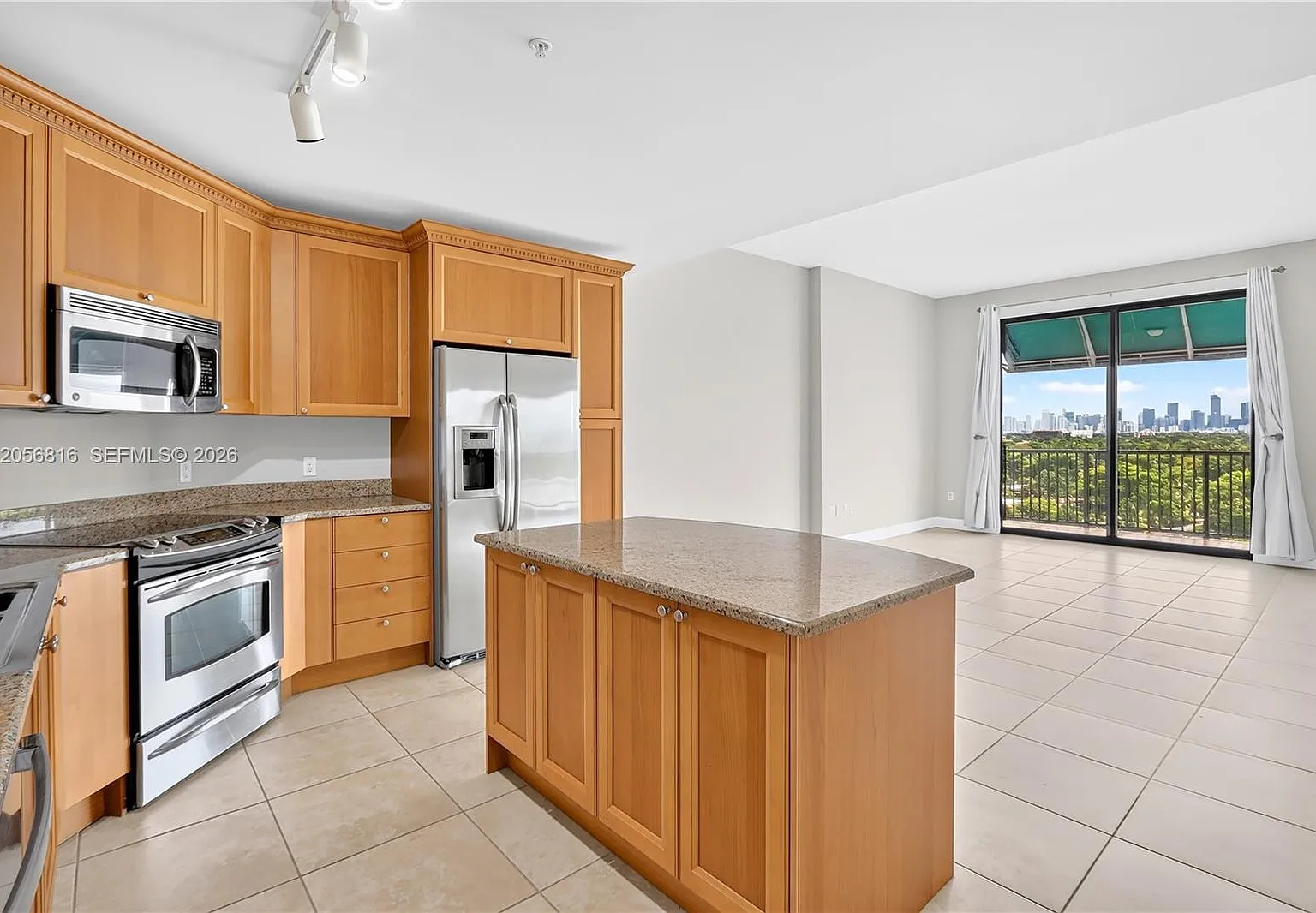 55 Merrick Condo — Photo 3