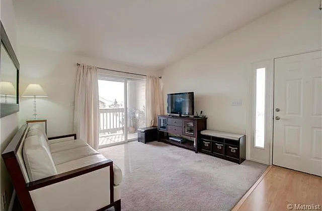1196 Opal St #202 — Photo 4